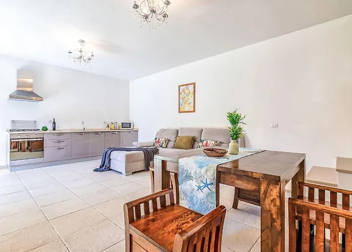 Сasa de vacaciones Castelgenovese By Interhome